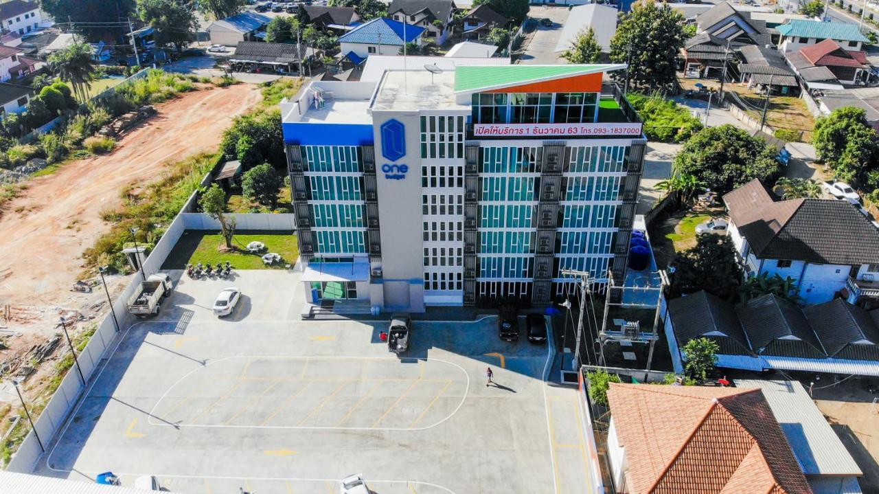 วัน บัดเจท เชียงราย สนามบิน One Budget Hotel Chiangrai Airport Exterior foto